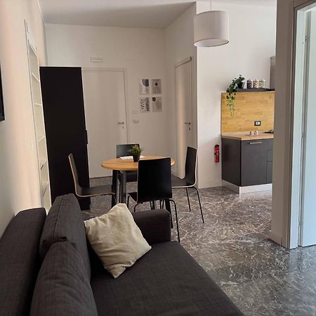 Living Room Orlando Кориляно Калабро Екстериор снимка